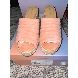 Lisa Vicky Gogo-V canyon Sun Wedges - color is peach not orange